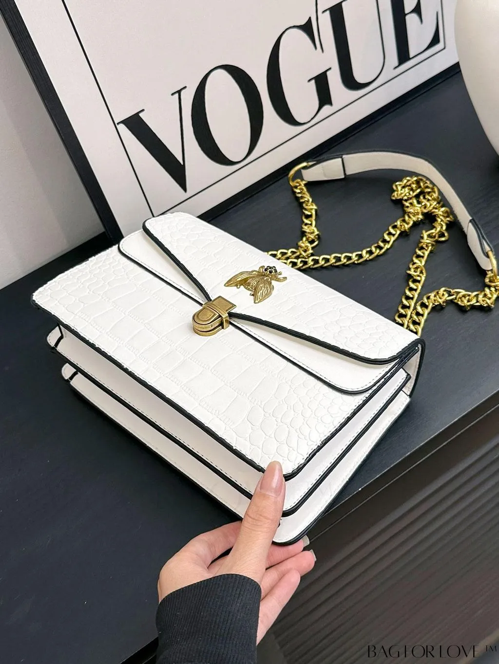BagForLove - Stylish Womens Bee-Embellished Chain Shoulder & Crossbody Bag