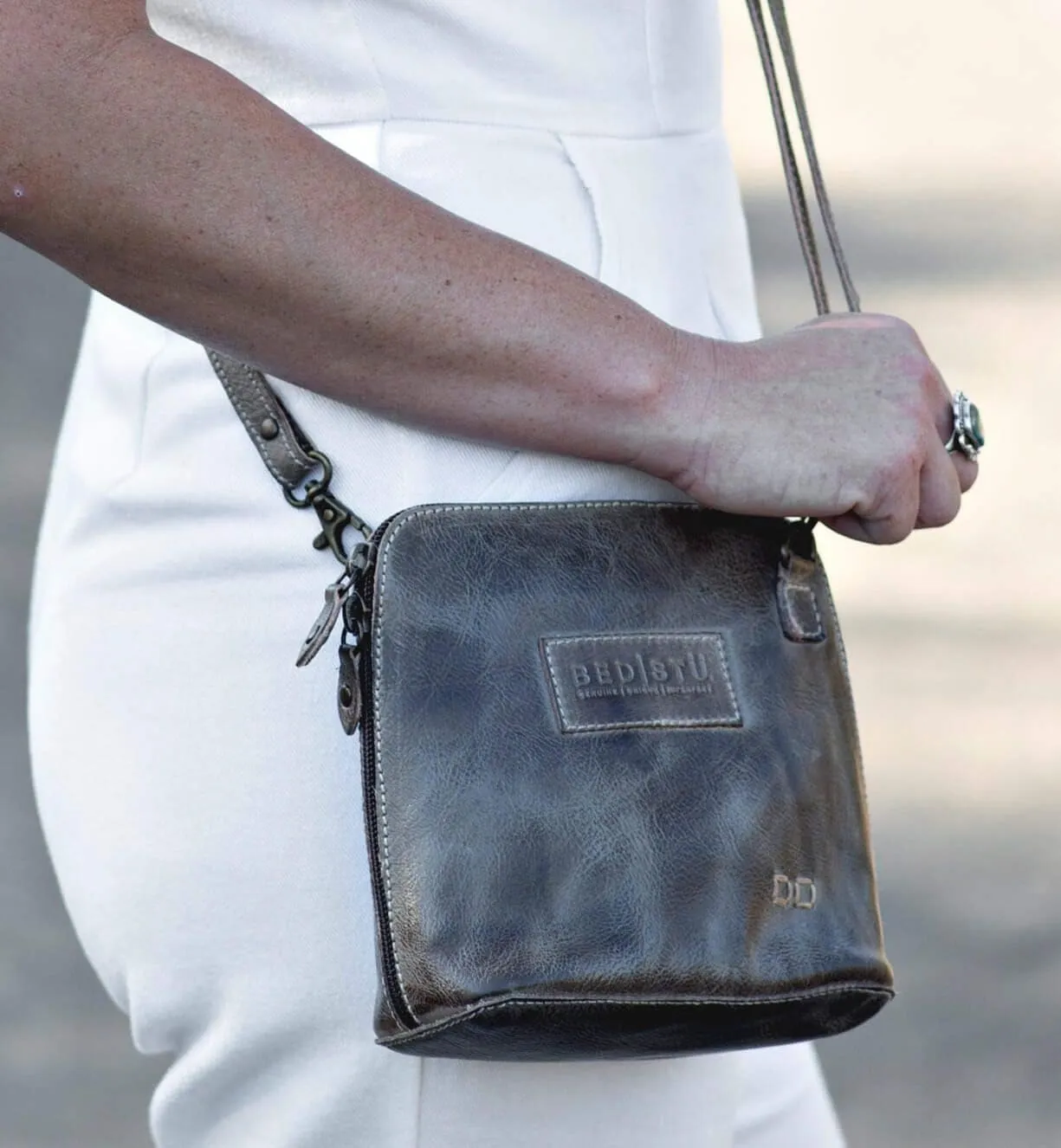 Bed:Stu Ventura Crossbody Bag