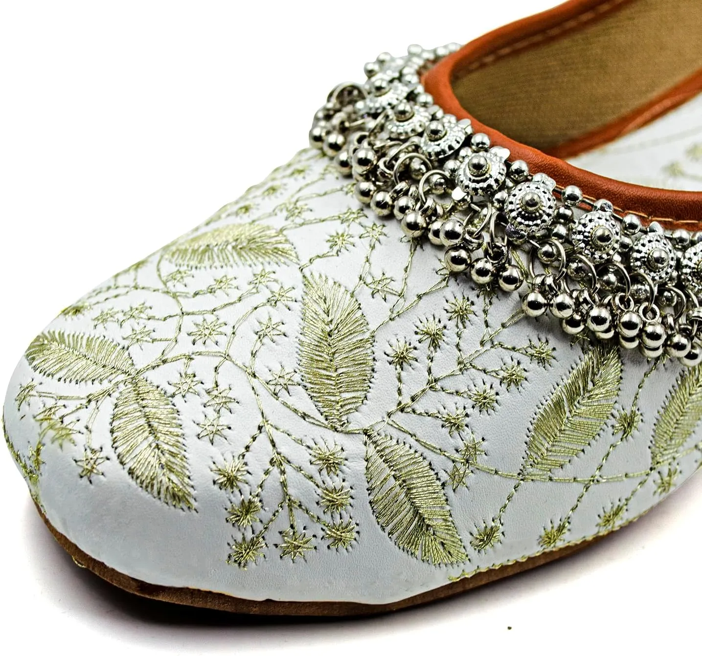 Chandrakala Payal Mojaris for Women, Flats Punjabi Jutti Embellished Khussa (WF154-P)