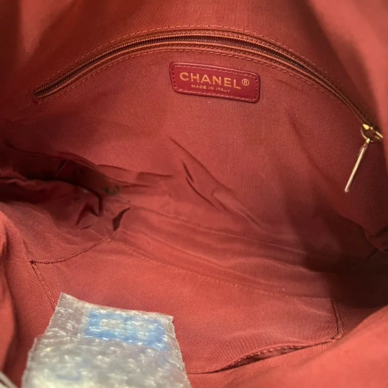 CHANEL Quilted Burgundy Leather Shoulder Bag