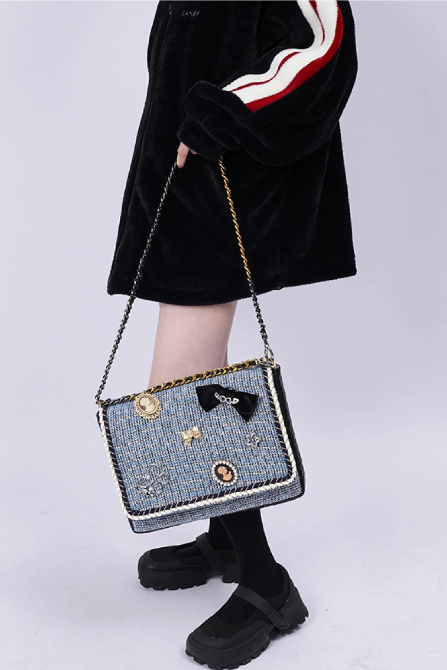 Chic Chain Crossbody Bag