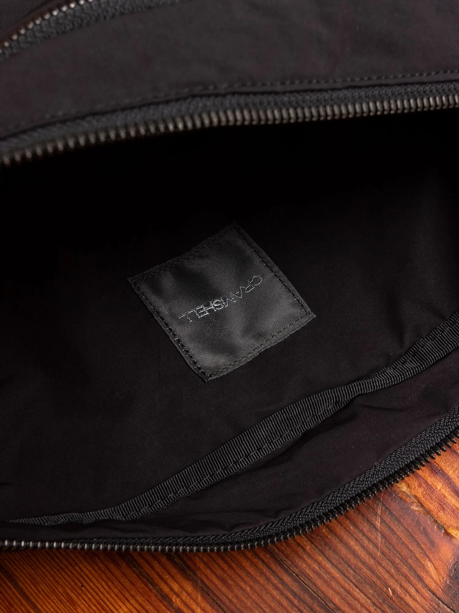 Cramshell Shoulder Bag in Black