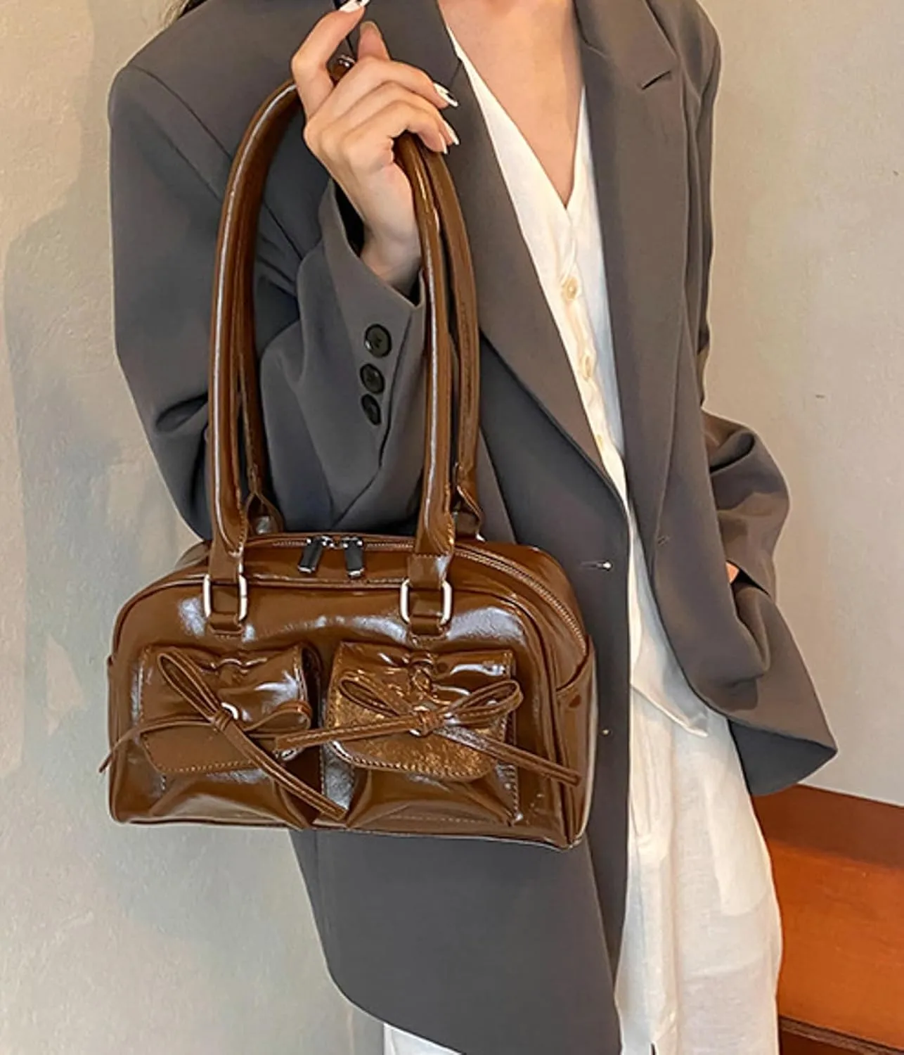 Elegant Bow Shoulder Tote Bag Women Stylish Crossbody Handbag Front Pockets Daily Commute Shopping