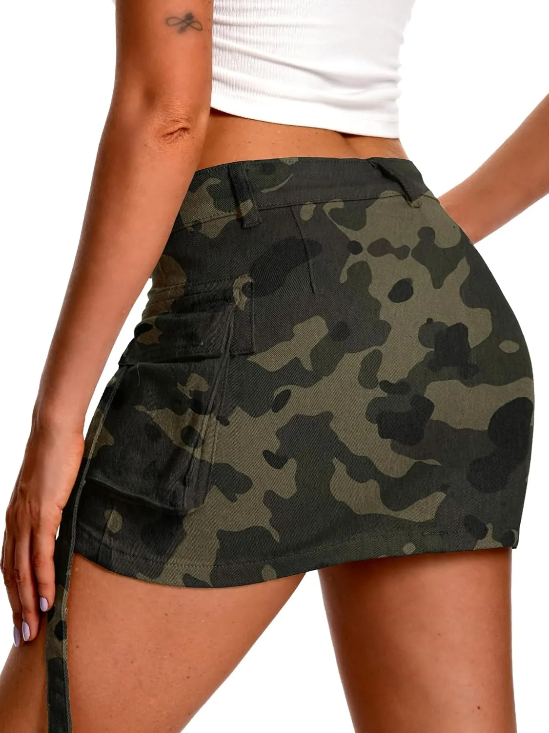 ELLEVEN High Stretch Denim Cargo Skirt for Women, Low Waist Y2k Mini Jean Skirt Cute Skirt with Pockets