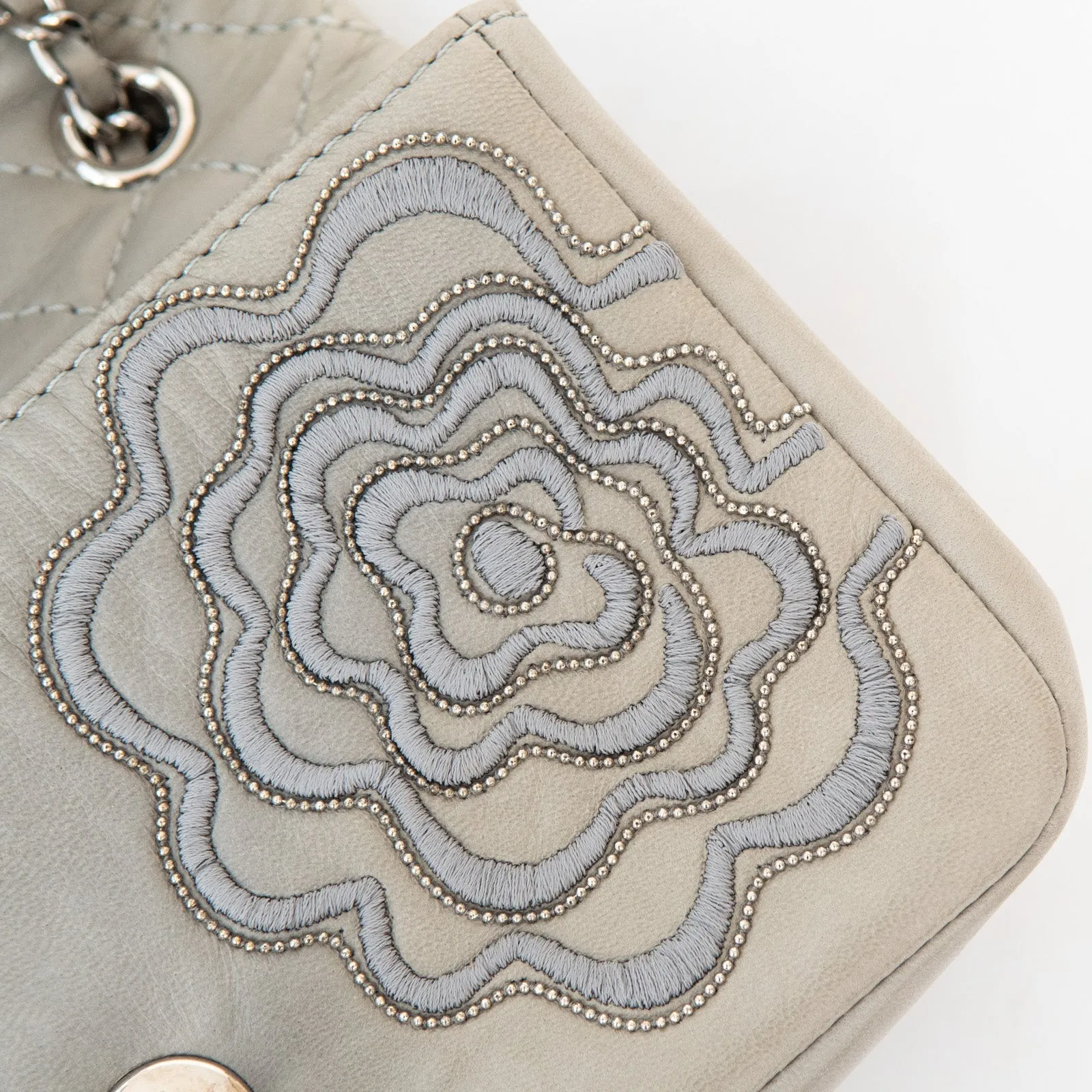 Embroidered Follies Mega sale Flap Grey Hurry, limited slots Bag Chanel Small Camellia