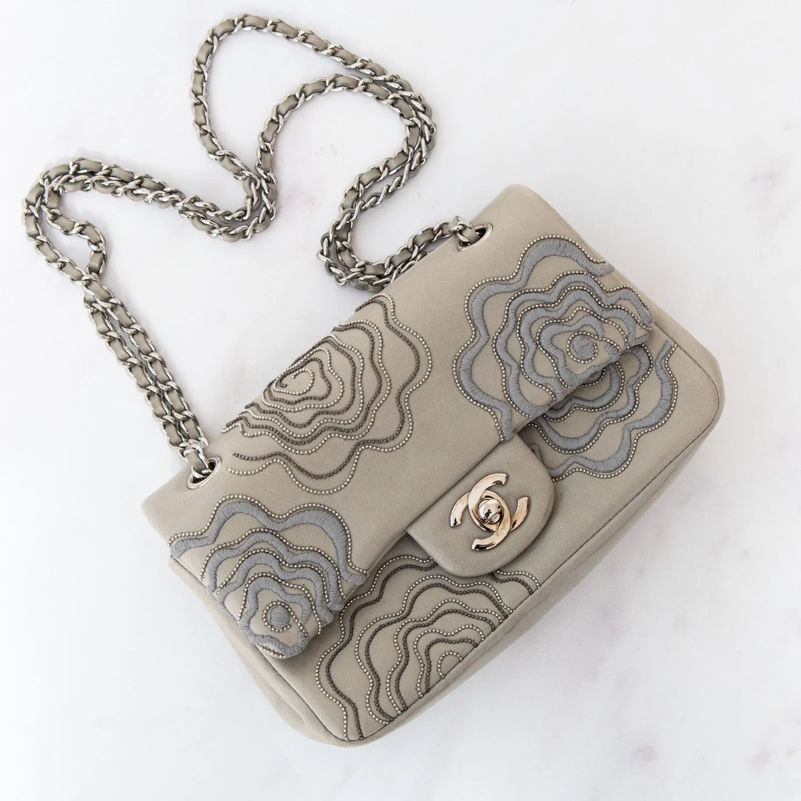 Embroidered Follies Mega sale Flap Grey Hurry, limited slots Bag Chanel Small Camellia