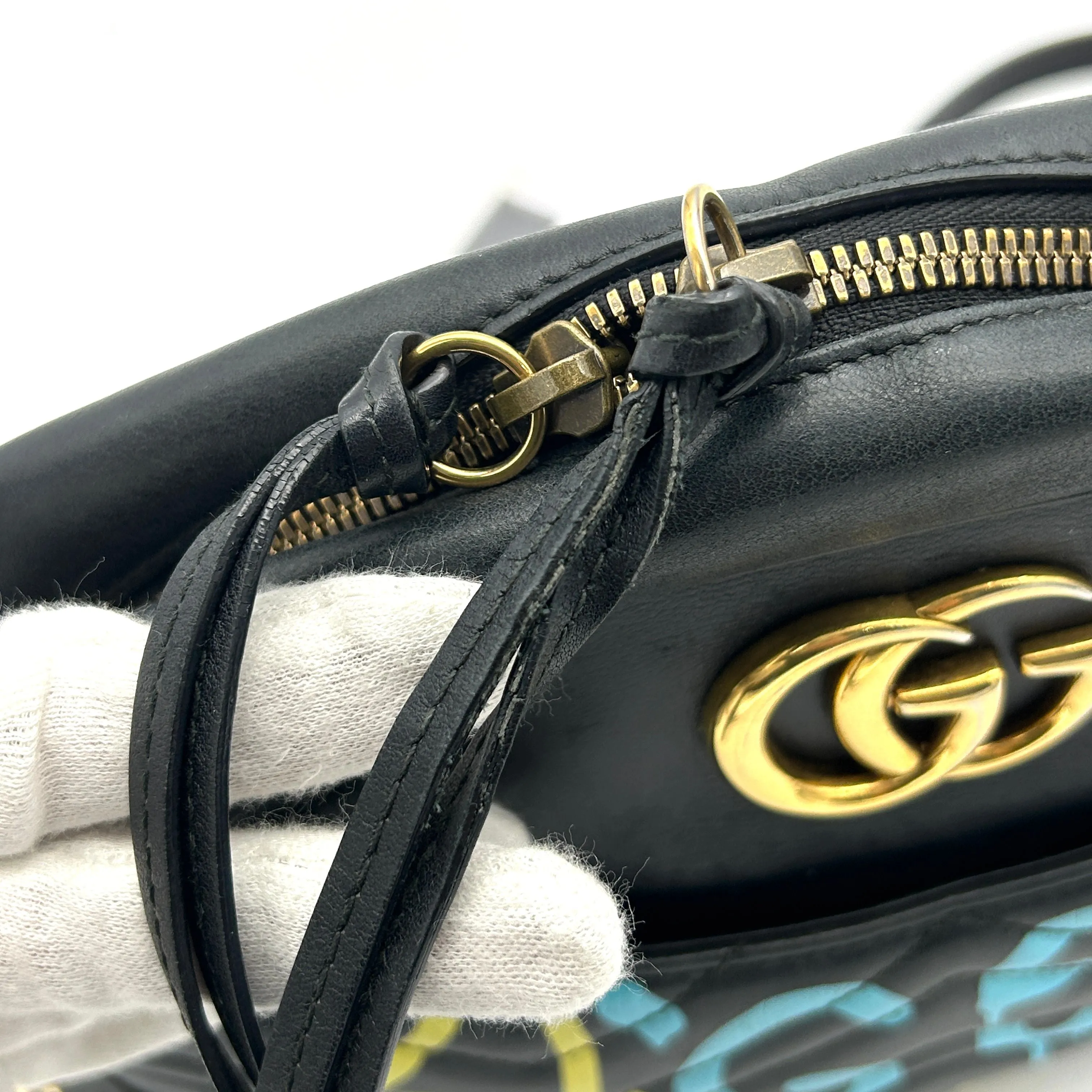 GUCCI Calfskin Matelasse GucciGhost Medium GG Marmont Chain Shoulder Bag Black New Aquamarine LA12106