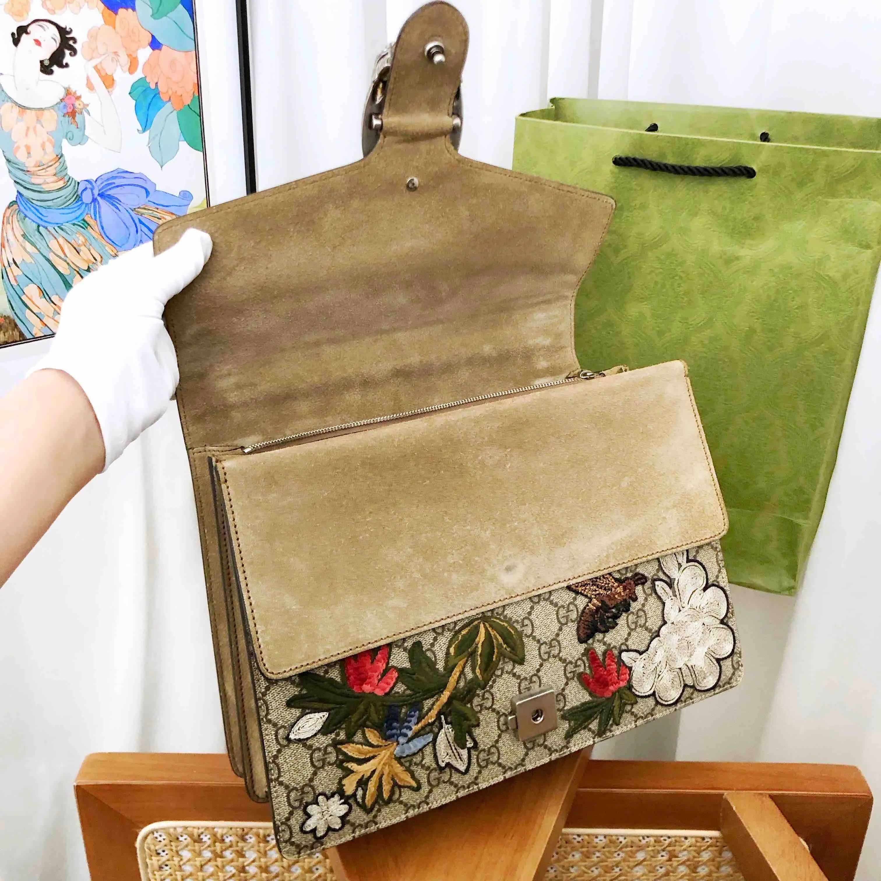 Gucci Dionysus GG Supreme Embroidered Shoulder Bag