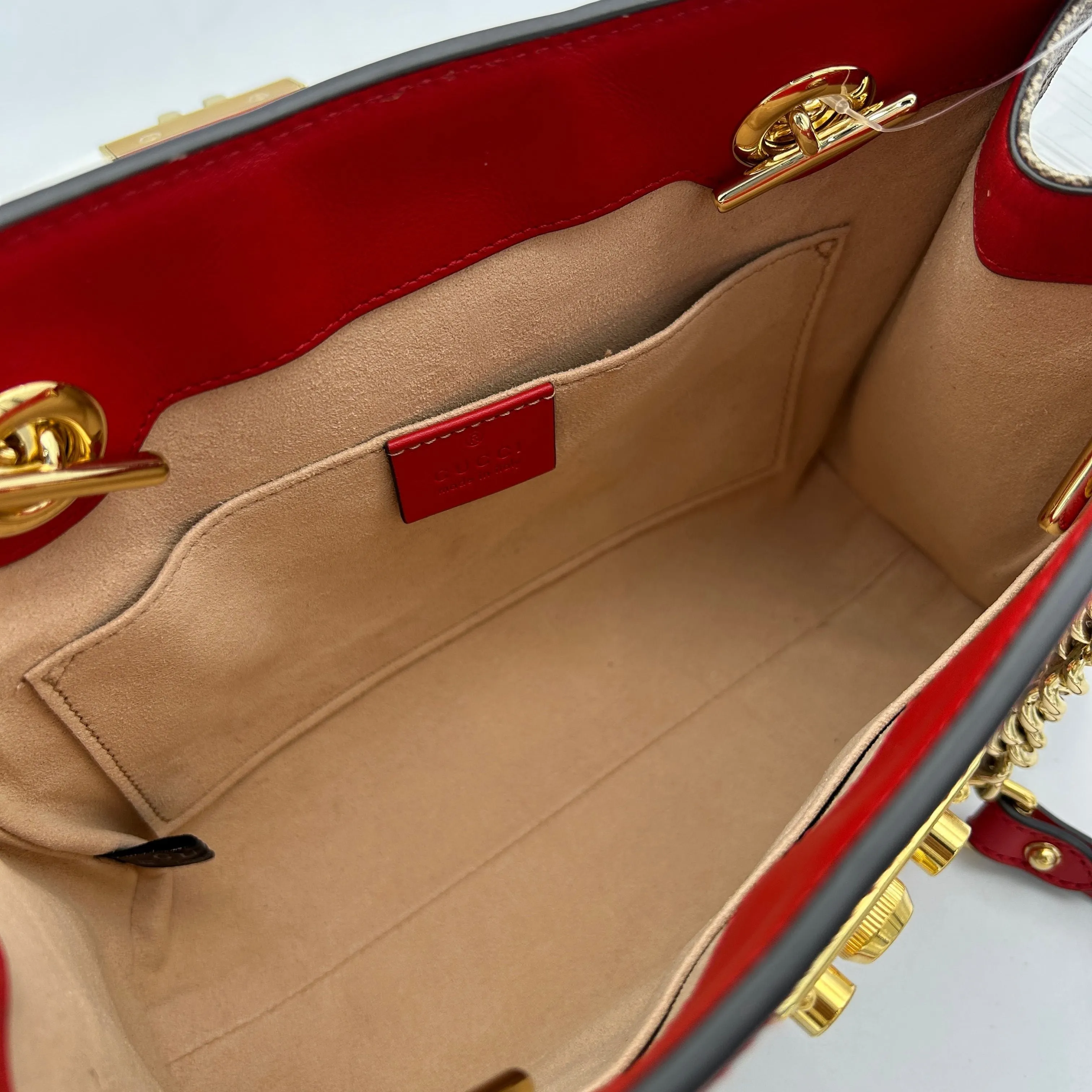 Gucci Gucci GG Supreme Apple Padlock Tote gu8880cc