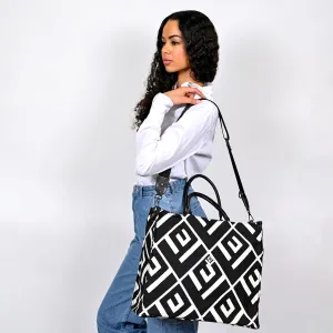 Lovely - TIFFANY LARGE Rinella