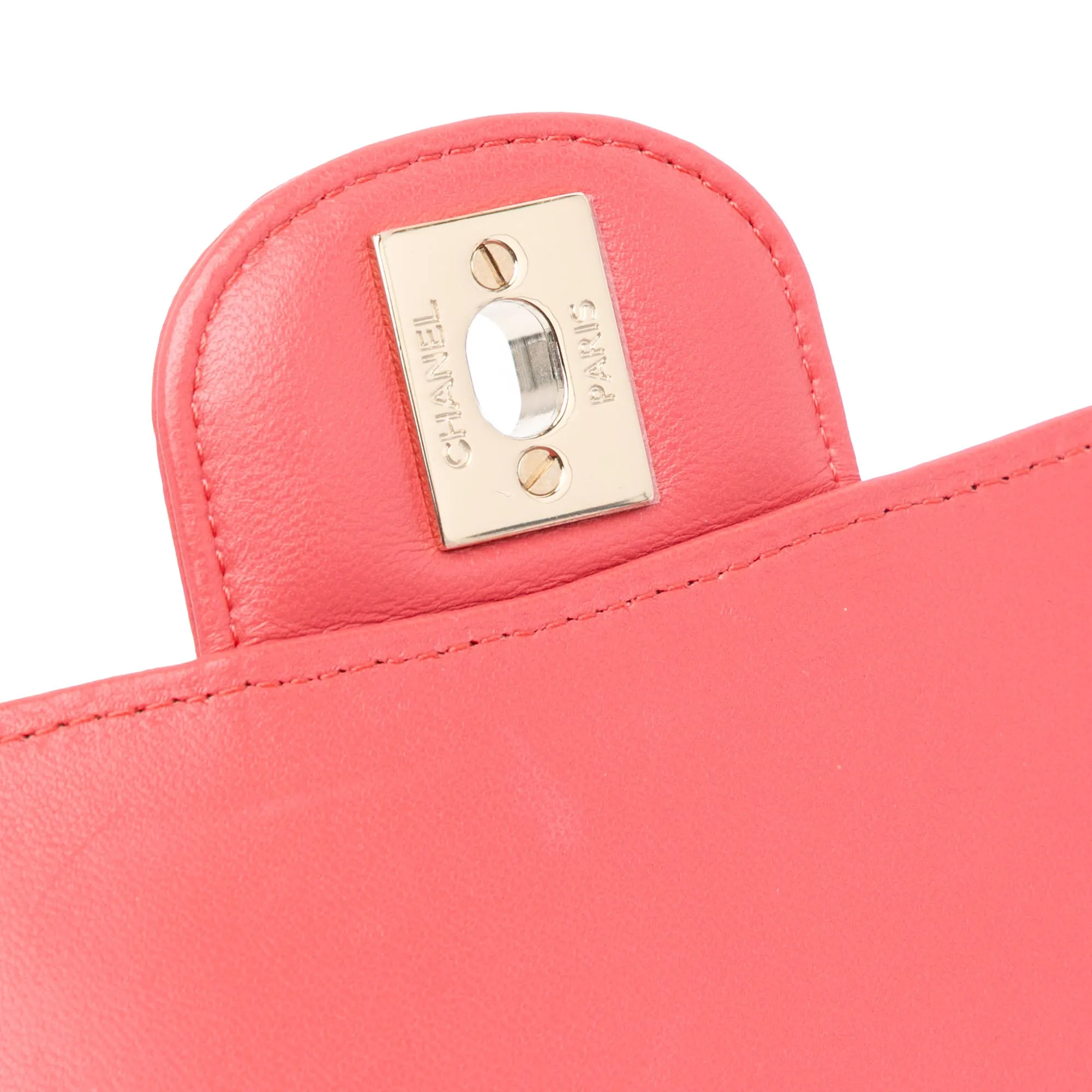 Medium Classic Chevron Lambskin Double Flap