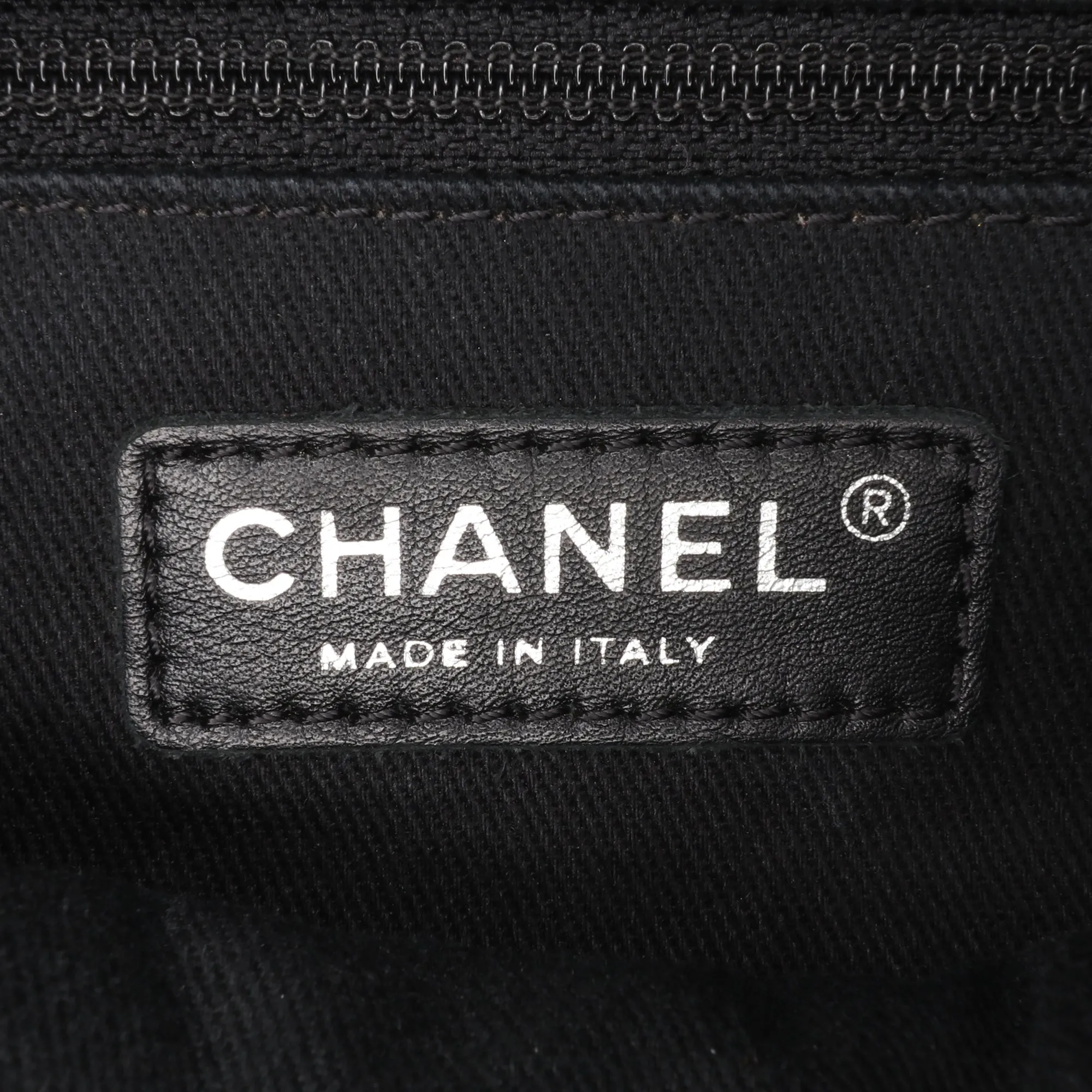 Medium Quilted Caviar Easy Flap