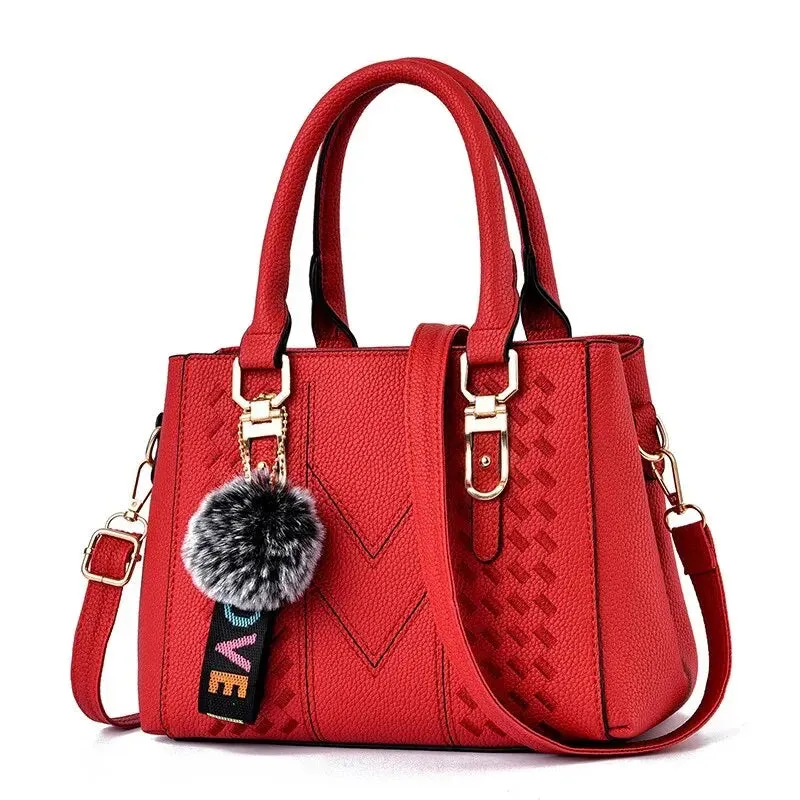 Modern Embroidery Leather Saddle Shoulder Messenger Purse Handbags for Women Perfect Bags For Everyday Use