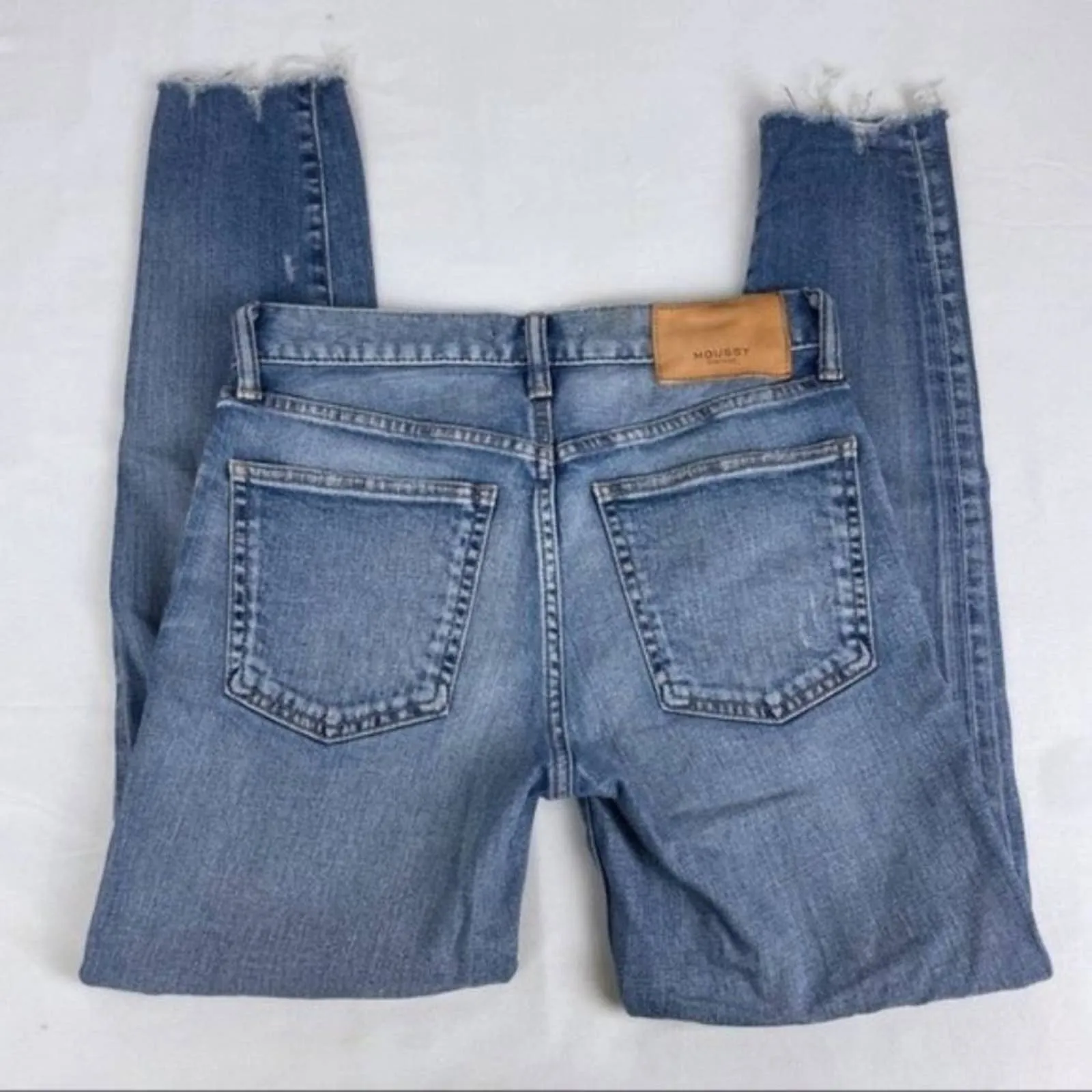 Moussy Vintage Tyrone Skinny Ankle Raw Hem Light Blue Jeans Mid-Rise Style 025ESC12-1110 Size 25