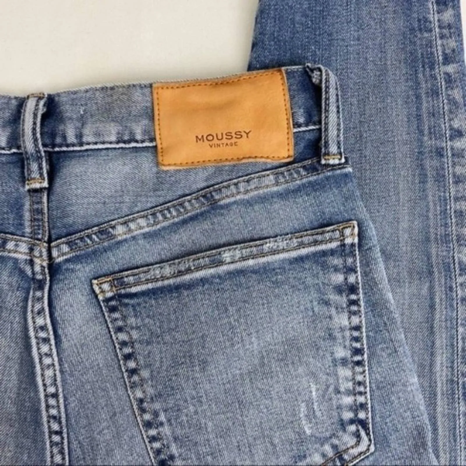Moussy Vintage Tyrone Skinny Ankle Raw Hem Light Blue Jeans Mid-Rise Style 025ESC12-1110 Size 25