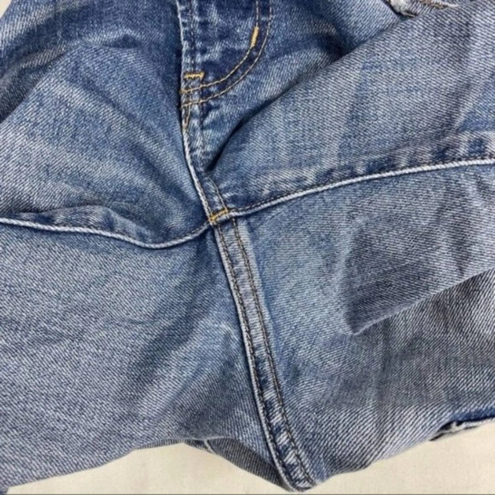 Moussy Vintage Tyrone Skinny Ankle Raw Hem Light Blue Jeans Mid-Rise Style 025ESC12-1110 Size 25