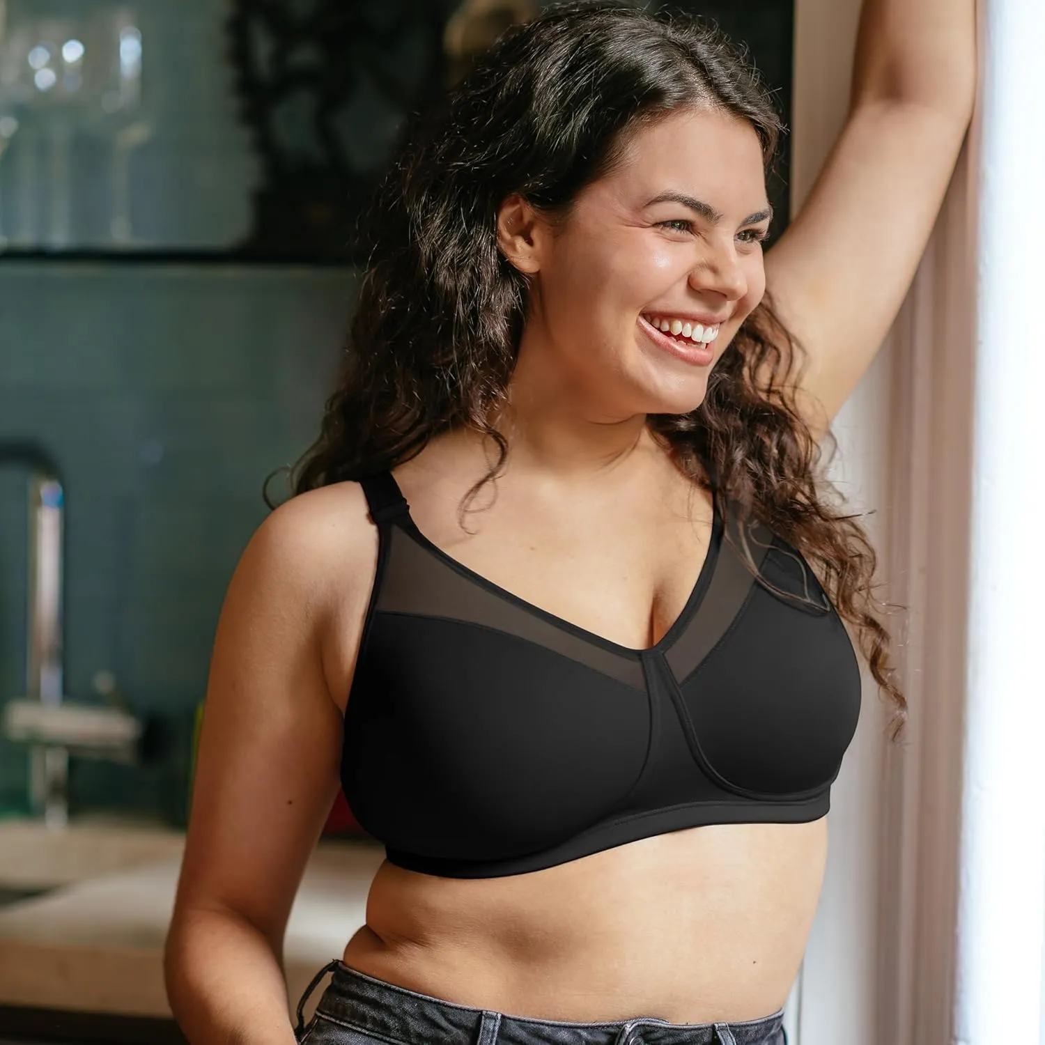 Playtex Women's Wireless Minimizer Bra, 18 Hour Plus-Size T-Shirt Bras Available, Smoothing, 4697