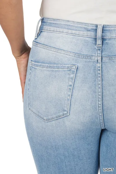 PLUS HIGH-RISE DISTRESSED JEANS