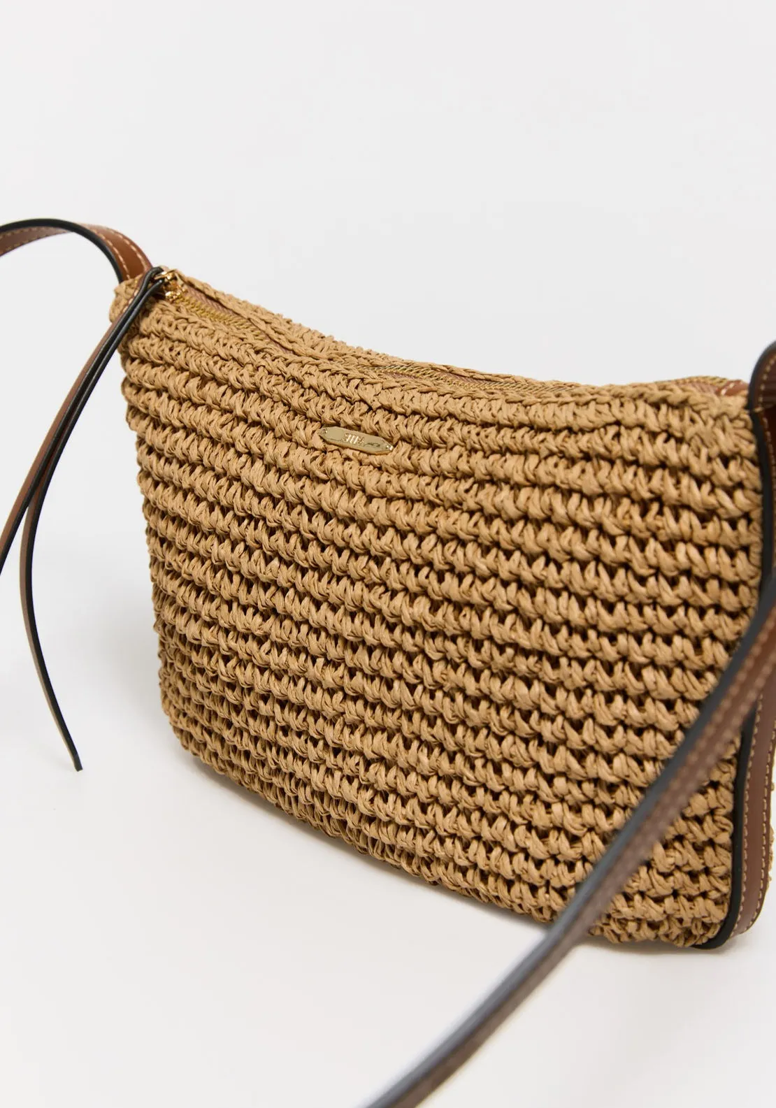 Rustic Zipper Crossbody Bag - Camel