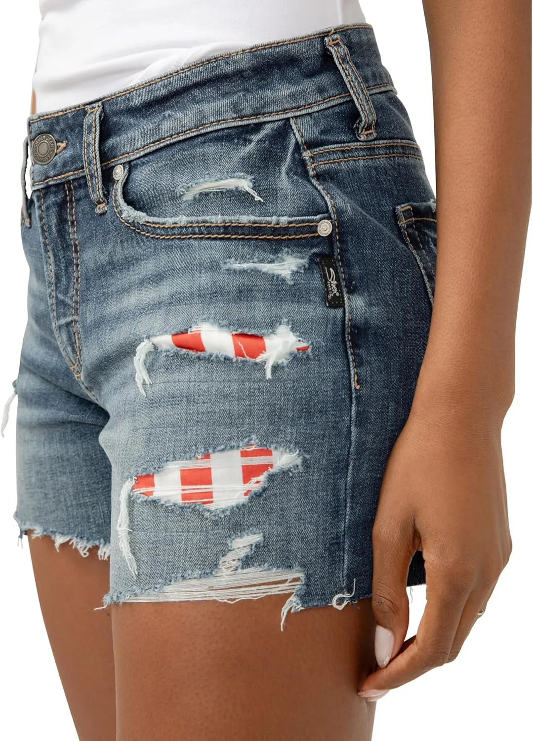 Silver Jeans Co. Women's Suki Mid Rise Curvy Fit Short