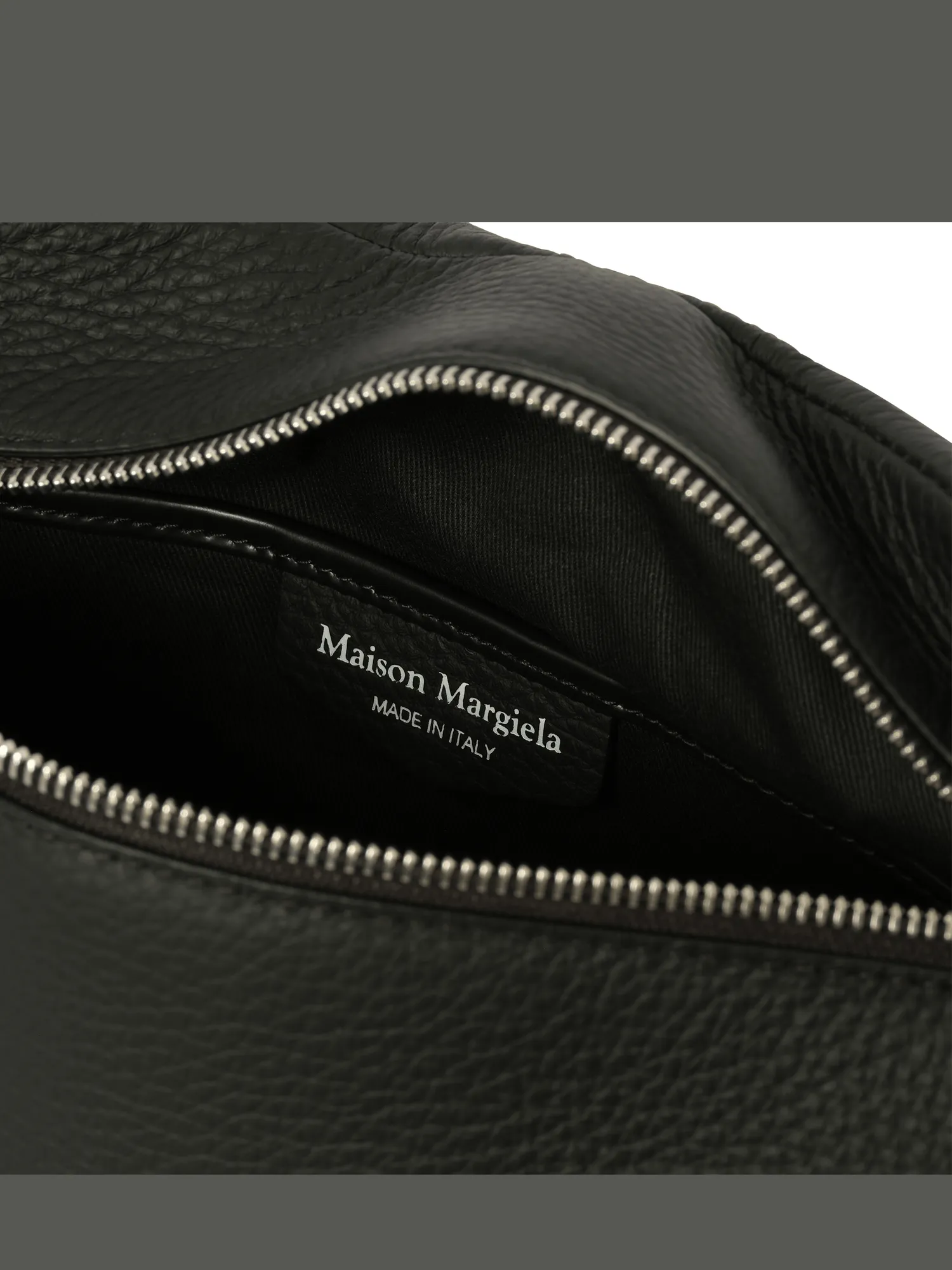 Soft 5AC On Body Bag in Black