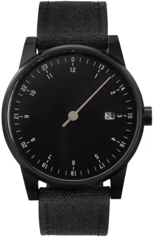 Solar 04 - All Black