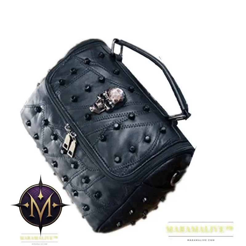 Studded hoe head portable small square bag casual slung shoulder bag