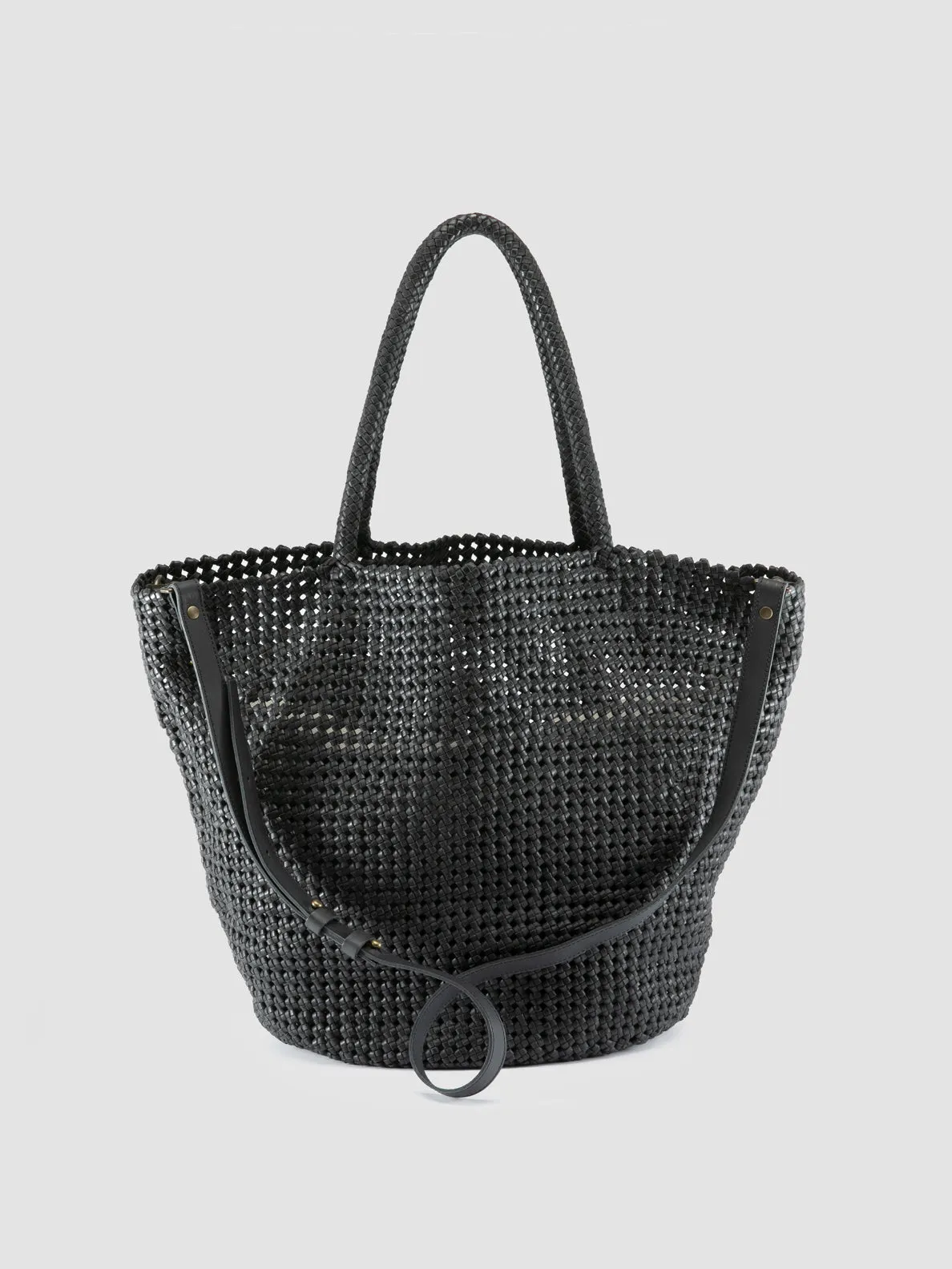 SUSAN 012 - Black Leather Shoulder Bag