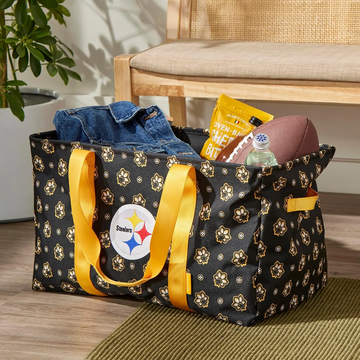Vera Bradley Women's Recycled Lighten Up NFL Large Car Tote (Multiple Teams Available)