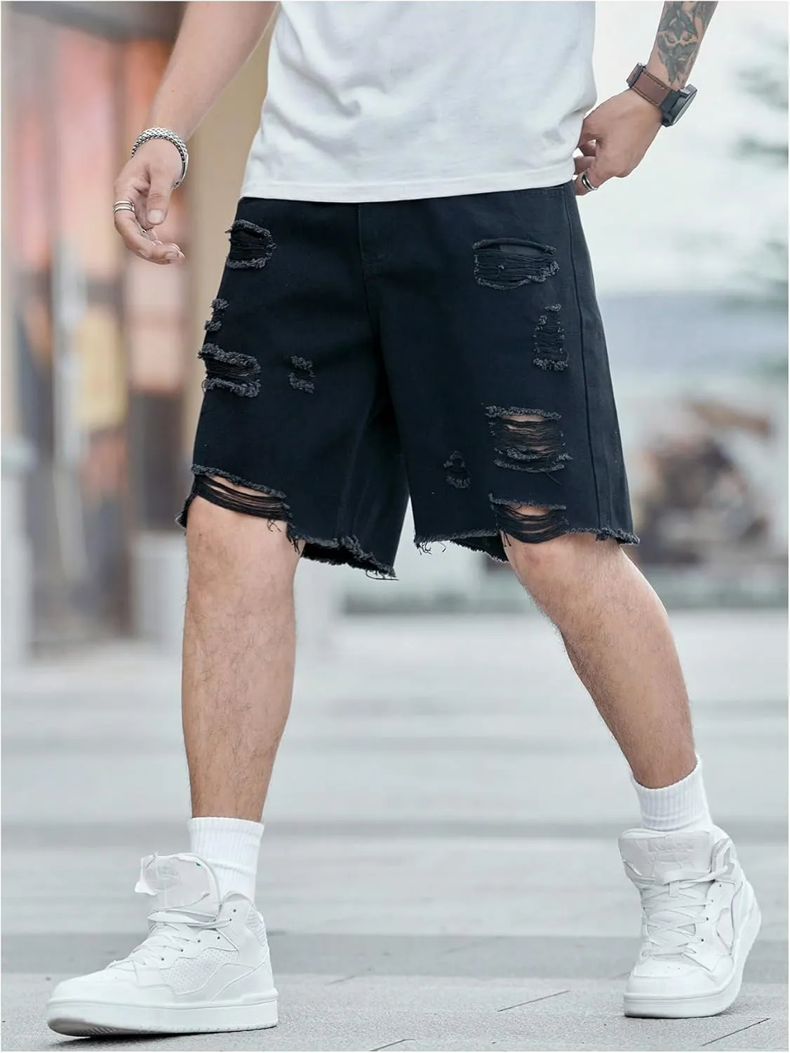 Verdusa Men's Ripped Distressed Raw Hem Straight Leg Denim Shorts