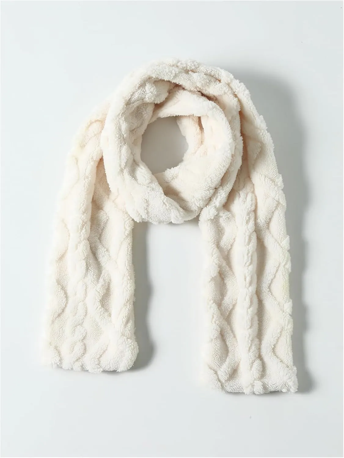 Verdusa Women's Fuzzy Fleece Scarf Furry Neck Gaiter Warm Winter Scarves