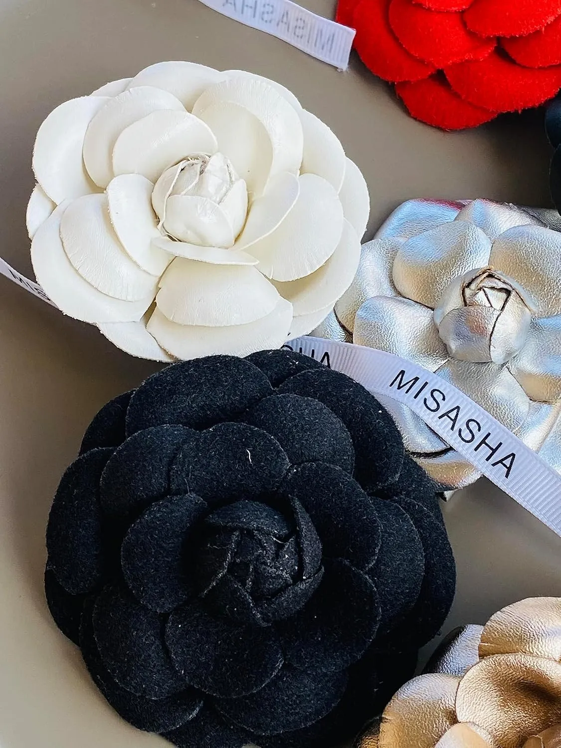 Vintage Style Elegant Camellia Fabric Flower Brooch Pin Scarf Bridal Dress Wedding Accessories Jewelry Gift