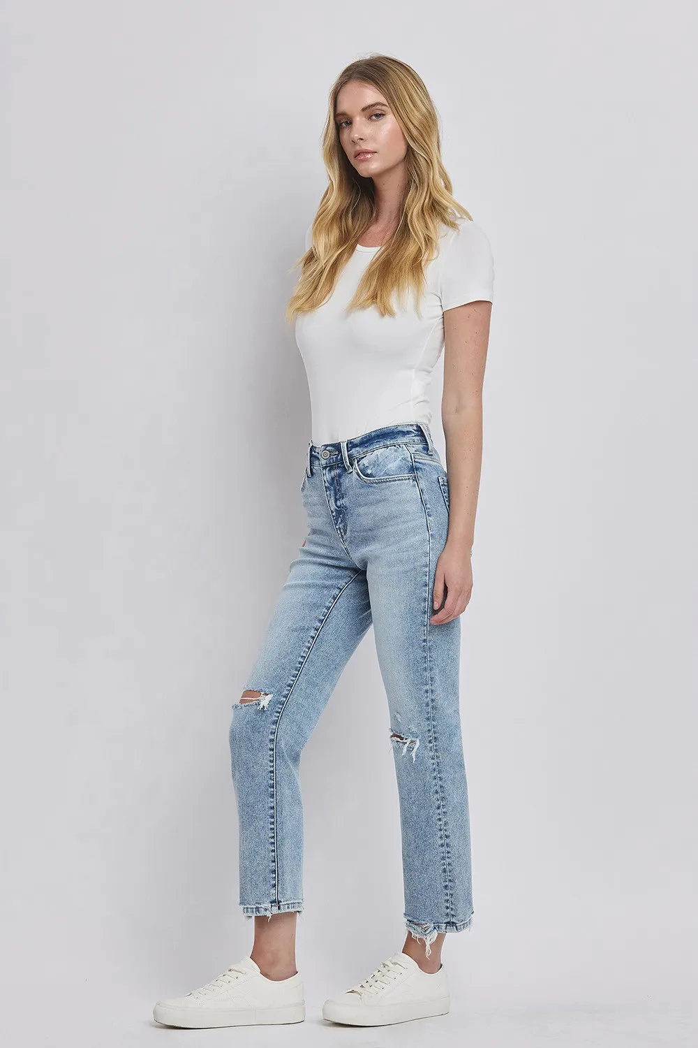 Vivid Straight Crop
