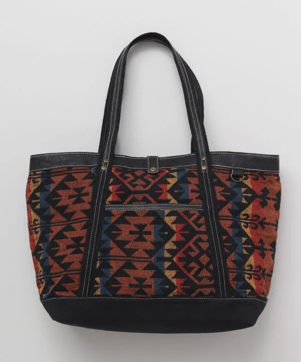 Wolf's Mouth Tote Bag