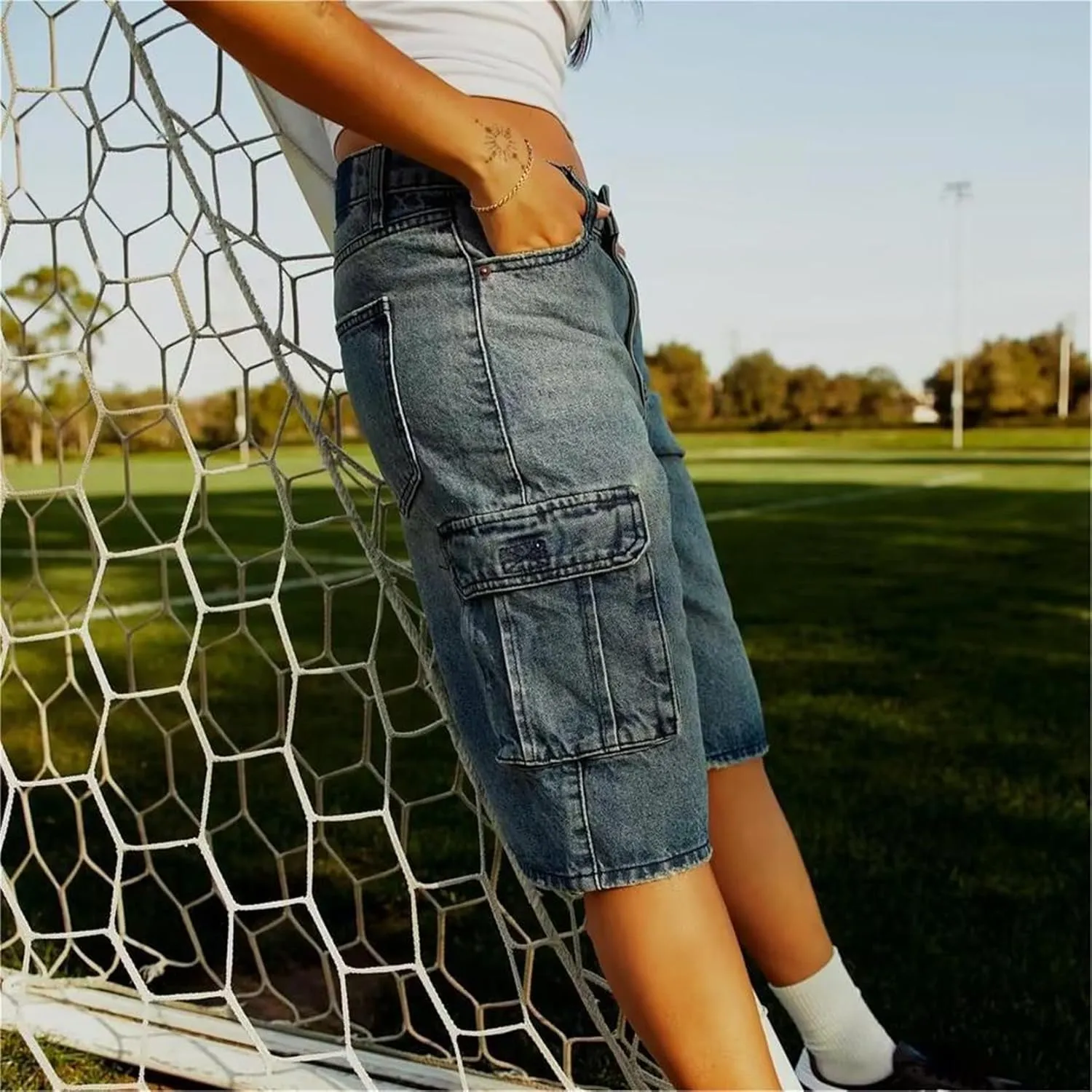 Women Y2K Baggy Denim Shorts Loose Mid Rise Cargo Long Jean Shorts Summer Wide Leg Distressed Carpenter Jorts